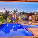 Patara 3 Bedroom Secluded With Private Pool Hot Tub 빌라