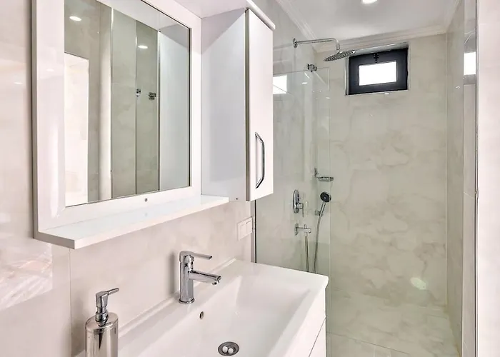 Patara 3 Bedroom Secluded With Private Pool Hot Tub Villa *