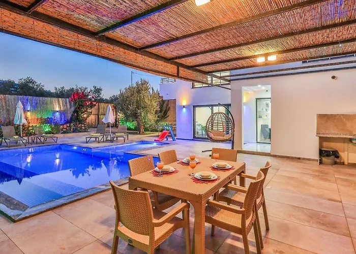 Villa Patara 3 Bedroom Secluded With Private Pool Hot Tub *