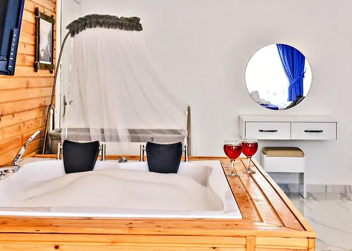 Patara 3 Bedroom Secluded With Private Pool Hot Tub * 卡尔坎