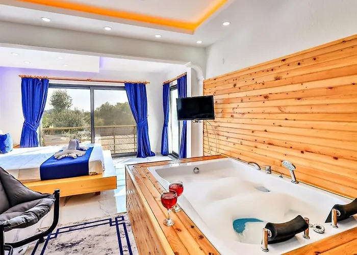 Patara 3 Bedroom Secluded With Private Pool Hot Tub